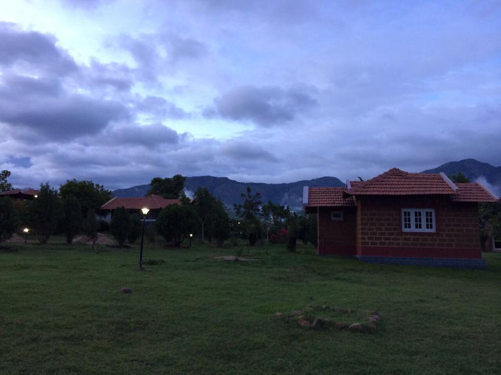 Chalets Resort Masinagudi Ooty Exterior photo