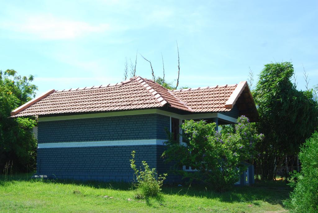 Chalets Resort Masinagudi Ooty Exterior photo